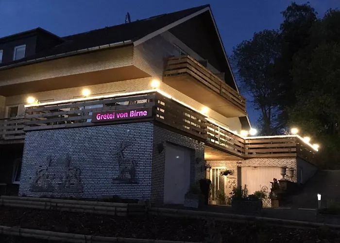 Gretel Von Birne ゲストハウス 3*