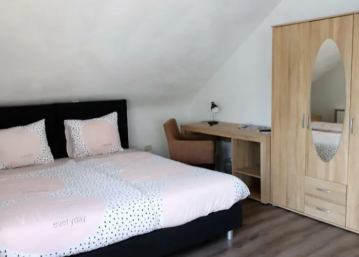 ゲストハウス Gretel Von Birne ヴィンターベルク